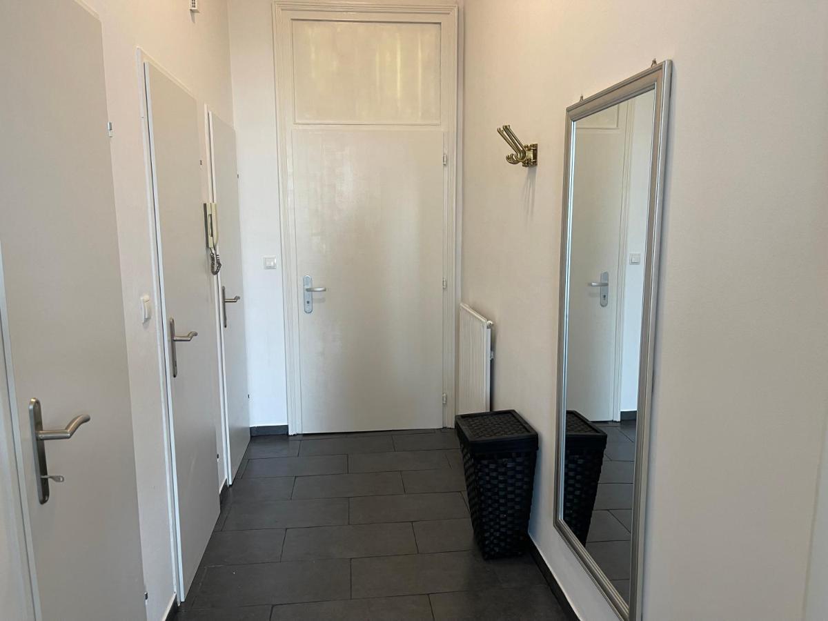 Gesamte Im Zentrum Von 27 *